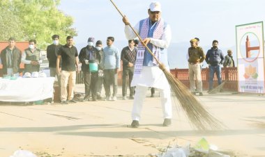 जलमहल से शुरू हुआ राज्य स्तरीय स्वच्छता अभियान, सीएम भजनलाल शर्मा ने की श्रमदान में भागीदारी