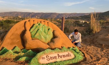 अरावली बचाओ का अभियान तेज, पुष्कर में सैंड आर्ट से दिया गया संदेश