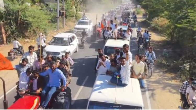 किसानों का कलेक्ट्रेट घेराव, अनुदान-बीमा व बिजली कटौती के खिलाफ अनिश्चितकालीन आंदोलन की चेतावनी