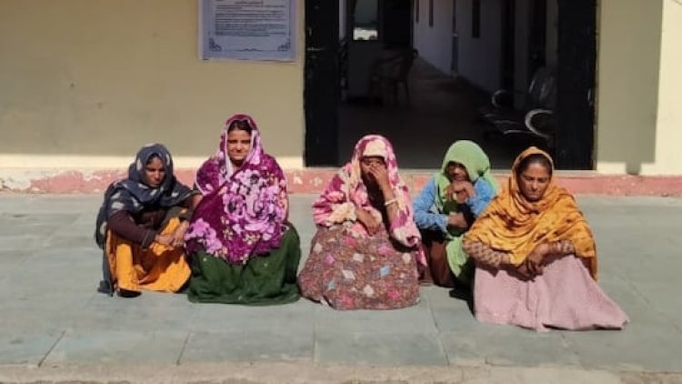 प्रतापगढ़ में महिला चोर गिरोह बेनकाब, रात में जूते-चप्पल चुराने की अनोखी वारदात