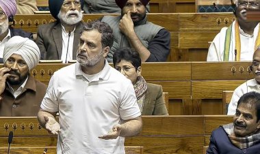 राहुल गांधी की सदस्यता पर फिर संकट? निशिकांत दुबे ने दिया नोटिस, सदन में बढ़ी सियासी हलचल