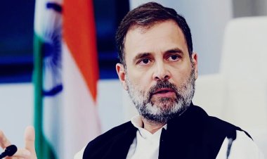 दिल्ली कांग्रेस का प्रदर्शन और मुंबई में राहुल गाँधी को दिखाए काले झंडे
