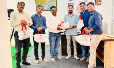 पी. के. टाइम्स ऑफिस में मनाई होली, डायरेक्टर पी. के. बृजवाल ने स्टाफ को दी शुभकामनाएं