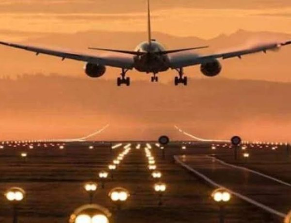 Kolkata Airport Emergency Landing : कोलकाता एयरपोर्ट पर तुर्की एयरलाइंस की विमान की इमरजेंसी लैंडिंग