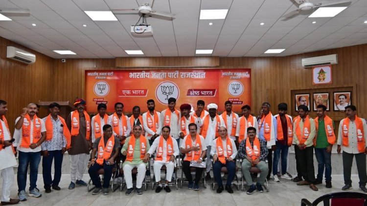 राजस्थान कांग्रेस को बड़ा झटका, कई वरिष्ठ कार्यकर्ताओं ने थामा भाजपा का दामन