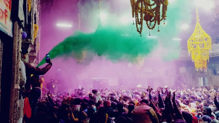 वृंदावन में रंगभरी एकादशी पर उमड़ा आस्था का सैलाब, ब्रज में होली उत्सव की हुई भव्य शुरुआत