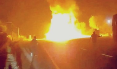 नागौर में केमिकल से भरा टैंकर पलटा, भीषण आग से मची अफरा-तफरी; हाईवे हुआ बंद