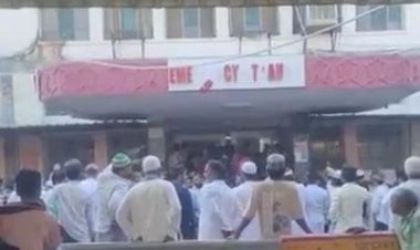 जयपुर में नमाज के दौरान दीवार गिरने से 10 युवक मलबे के नीचे दबे, 2 की हालत गंभीर