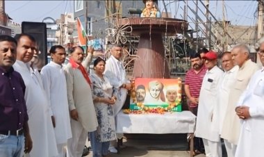 शहीद ए आजम भगत सिंह, सुखदेव थापर और शिवराम राजगुरु की 96वीं पुण्यतिथि पर श्रद्धांजलि अर्पित