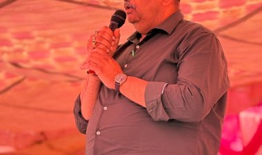 “सड़क मांगी तो मंत्री बोले-सांप,बिच्छू भेज दूं?