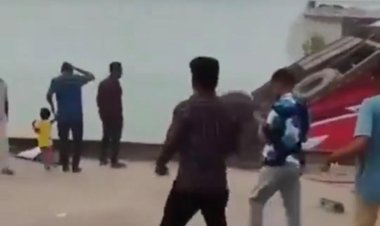बांग्लादेश के राजबाड़ी में फेरी टर्मिनल पर बड़ा हादसा,पद्मा नदी में गिरी बस, 24 लोगों की मौत