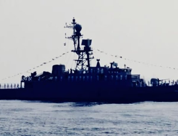 रूस दे रहा ईरान को अमेरिकी सैन्य ठिकानों की जानकारी, युद्धपोत-विमानों की लोकेशन तक साझा