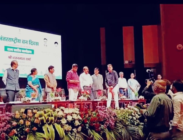 अंतर्राष्ट्रीय वन दिवस पर जयपुर में बड़ा कदम, 460 वन सुरक्षा बाइक और रेस्क्यू वाहन रवाना