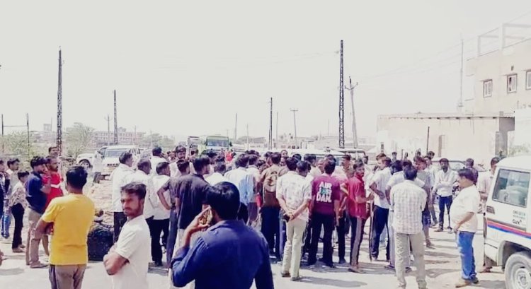 नागौर फैक्ट्री में श्रमिक की मौत से बवाल, हाईवे जाम कर उग्र प्रदर्शन
