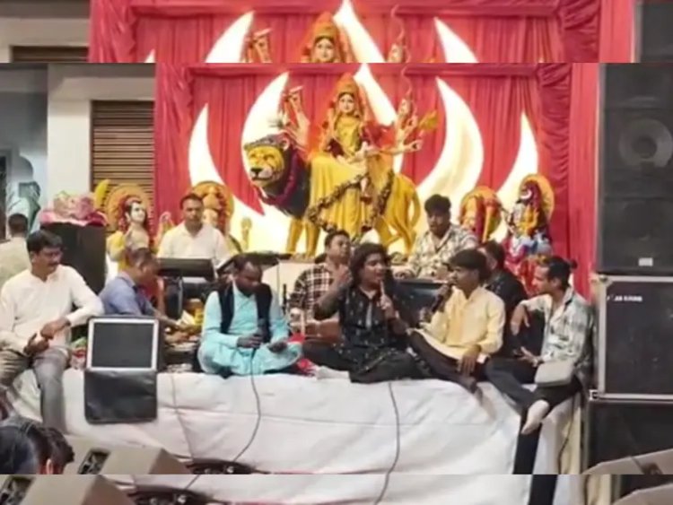 अजमेर में भजन संध्या में गायक जॅान अजमेरी का विरोध, मंच छोड़कर जाना पड़ा