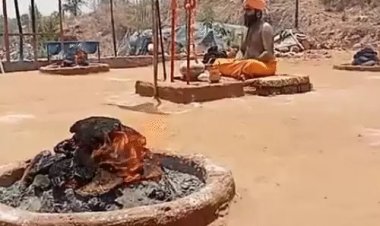 धधकती आग की 9 धूणियों के बीच महंत की तपस्या