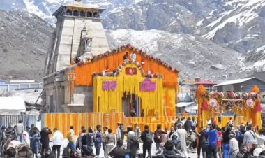 केदारनाथ धाम पहुंची बाबा केदार की डोली, कल खुलेंगे कपाट