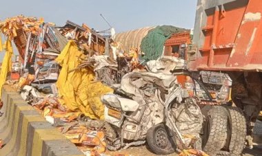 मिर्जापुर हादसा: ट्रक की टक्कर से 11 की मौत, 9 जिंदा जले