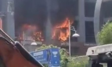 कोटा के सिटी मॉल में भीषण आग, Burger King के ऊपर का हिस्सा जला