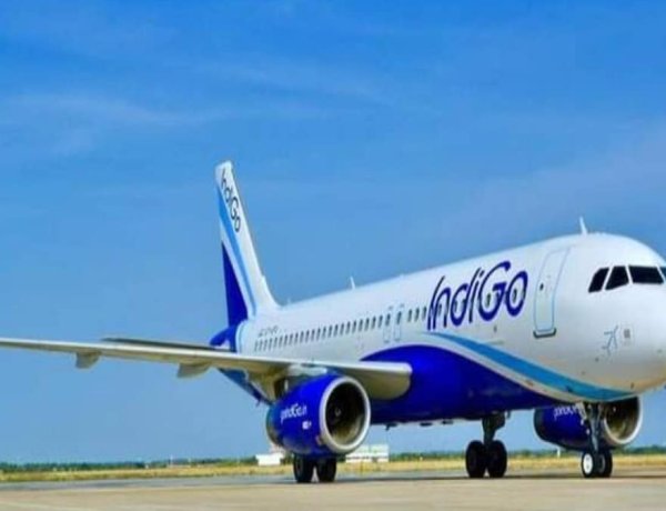 जयपुर एयरपोर्ट पर फ्लाइट कैंसिल और 7 घंटे देरी: इंडिगो- स्पाइसजेट से यात्री परेशान