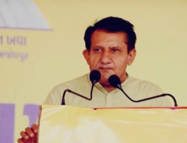 Gujarat Politics: AAP को एक और झटका, सागर रबारी ने छोड़ी पार्टी