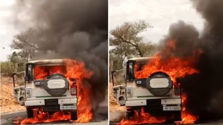 सीकर में भीषण सड़क हादसा: बोलेरो-बाइक टक्कर में दो युवकों की मौत, वाहनों में लगी आग