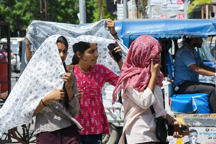 राजस्थान में भीषण गर्मी: पारा 44°C के करीब, हीटवेव अलर्ट जारी