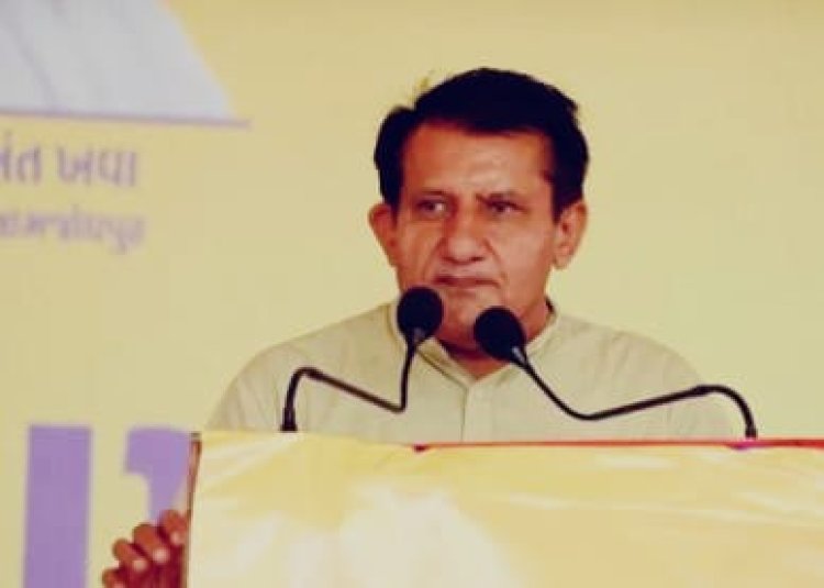 Gujarat Politics: AAP को एक और झटका, सागर रबारी ने छोड़ी पार्टी