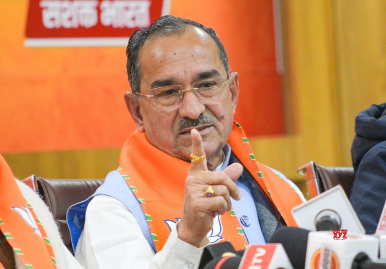 पायलट समझदार नेता- मदन राठौड़