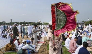 पश्चिम बंगाल में सड़क पर नमाज पर रोक, 107 साल बाद रेड रोड पर नहीं हुई ईद की नमाज