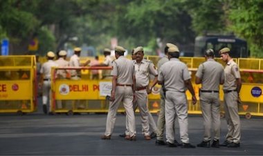 दिल्ली पुलिस की बड़ी कार्रवाई, आतंकी साजिश का भंडाफोड़; 9 संदिग्ध गिरफ्तार