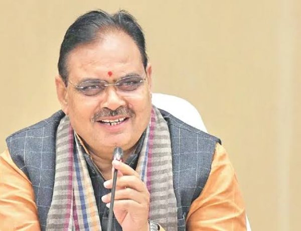 मोदी की अपील का असर! CM भजनलाल ने घटाया VIP काफिला