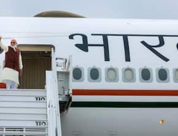 स्वीडन पहुंचे प्रधानमंत्री मोदी, लड़ाकू विमानों ने किया विमान को एस्कॉर्ट