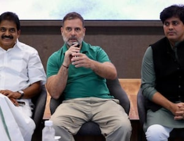राहुल गांधी का दावा- “कुछ महीनों में देश की राजनीति बदलने वाली है”