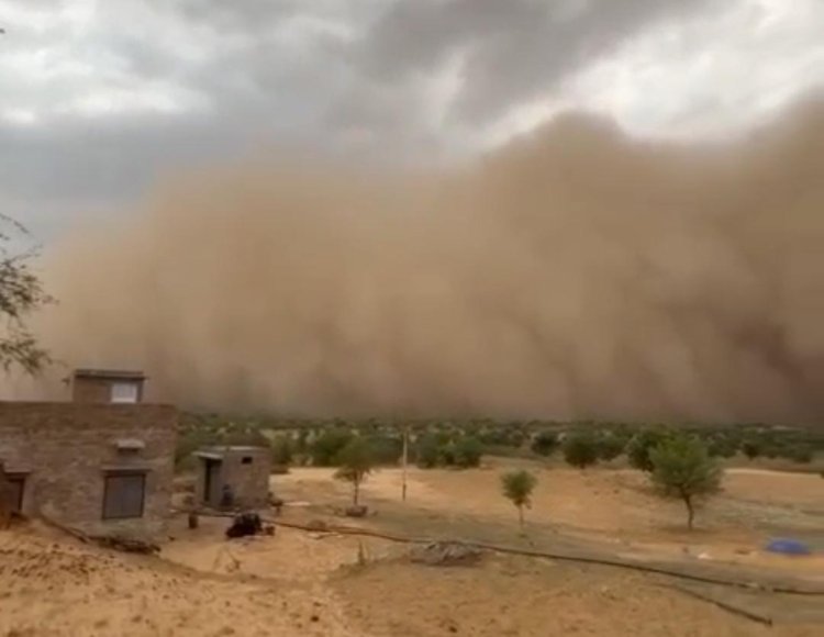 Rajasthan Weather Update: पश्चिमी विक्षोभ का असर, कई जिलों में रेत का बवंडर और बारिश, गर्मी से मिली राहत