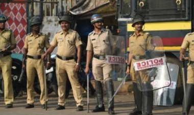 लड़ेंगे या मरेंगे', पुलिस की रोक के बावजूद धरने पर बैठीं ममता बनर्जी, अभिषेक पर हमले को लेकर BJP पर साधा निशाना