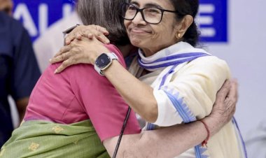 क्या INDIA गठबंधन में होने जा रही है बड़ी सियासी डील? ममता को राष्ट्रीय उपाध्यक्ष और अभिषेक को महासचिव बनाने की चर्चा