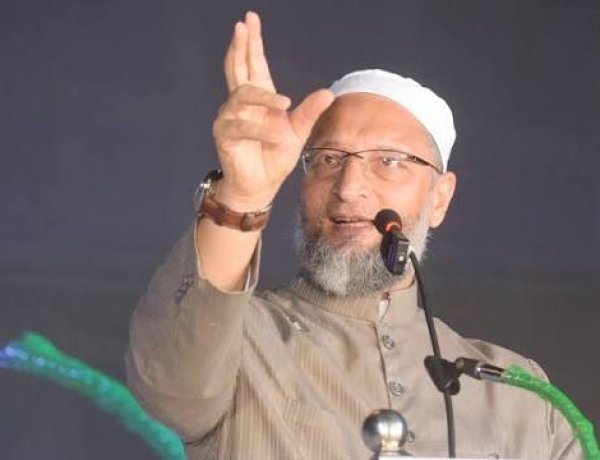 ओवैसी को INDIA गठबंधन में जगह नहीं! अखिलेश यादव ने दिया बड़ा संकेत, बोले- ‘ऐसे लोग बीजेपी को पहुंचाते हैं फायदा’
