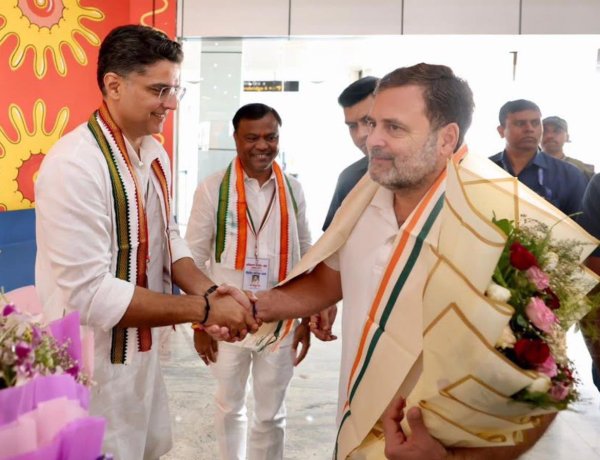 छत्तीसगढ़ पहुंचे राहुल गांधी, संगठन सृजन प्रशिक्षण शिविर में जिलाध्यक्षों को दिया मार्गदर्शन