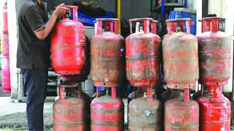 LPG Price Hike: कॉमर्शियल गैस सिलेंडर फिर हुआ महंगा, राजस्थान में 3141 रुपए पहुंची कीमत