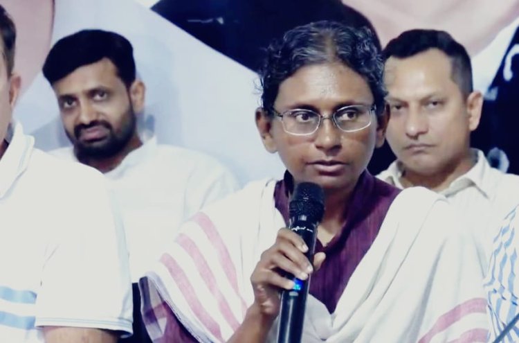 कांग्रेस में हड़कंप: मीनाक्षी नटराजन का नामांकन रद्द, दिल्ली में चुनाव आयोग के बाहर कांग्रेस नेताओं का जोरदार प्रदर्शन