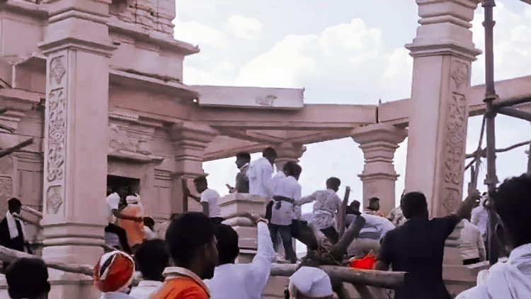 महाराष्ट्र में बड़ा हादसा: हनुमान मंदिर का सभा मंडप गिरा, 6 श्रद्धालुओं की मौत