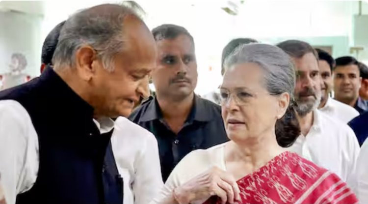 पायलट की बढ़ती सक्रियता के बीच गहलोत पहुंचे 10 जनपथ, सामने आयी सोनिया- गहलोत की मीटिंग की वजह
