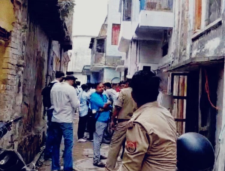 राम मंदिर चढ़ावा चोरी मामला: जेल में बंद 8 आरोपियों के घरों पर पुलिस की ताबड़तोड़ छापेमारी, दस्तावेज और बैंक खातों की जांच