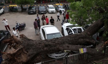 पहाड़ से मैदान तक बारिश का कहर, कहीं बादल फटने से तबाही तो कहीं लैंडस्लाइड और जाम ने बढ़ाई मुश्किलें