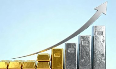 Gold Silver Price Today: सोना ₹2,440 और चांदी ₹5,300 महंगी, जानें आज के ताजा रेट और तेजी की वजह