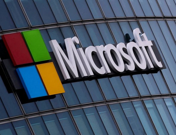 टेक कंपनी Microsoft में छंटनी, कई लोगों की गई नौकरी-कुछ पर संकट के बादल