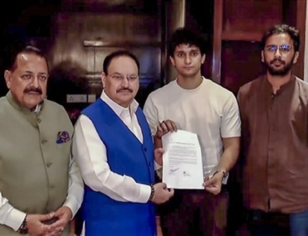 CJP-Government Meeting: केंद्र और CJP के बीच दो घंटे की बैठक, तीन में से दो मांगों पर बनी सहमति, धर्मेंद्र प्रधान के इस्तीफे पर फैसला कल