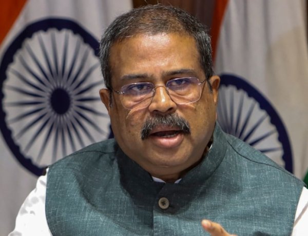 शिक्षा मंत्री धर्मेंद्र प्रधान ने दिया इस्तीफा पीएम मोदी को लिखी चिट्ठी