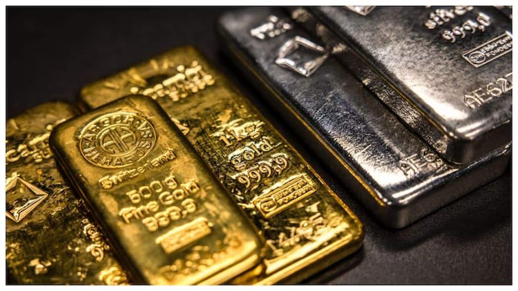 Gold Price Today: एक दिन में ₹1,710 सस्ता हुआ सोना, खरीदारी का शानदार मौका! जानें आज का लेटेस्ट गोल्ड-सिल्वर रेट